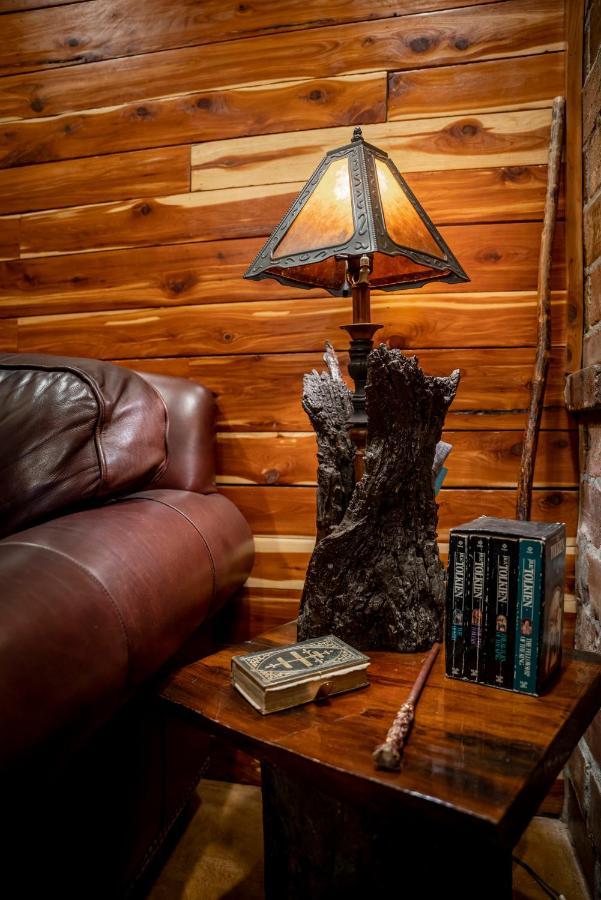 The Hobbit House, Fantasy Comes Home! Расселвілль Екстер'єр фото